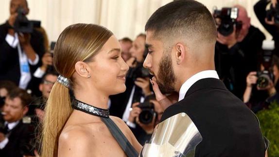 Zayn Malik y Gigi Hadid publican una foto después de hacer el amor