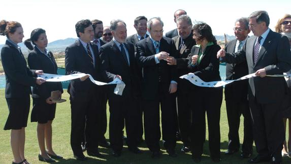 Hacienda del Álamo pasa factura a Narcís Serra