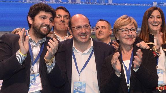 Sánchez elige a Maruja Pelegrín como 'número dos' y nombra a López Miras coordinador