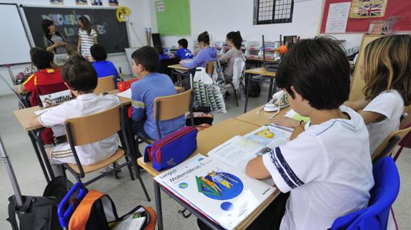 Educación reduce el número de alumnos por clase en los centros de atención preferente