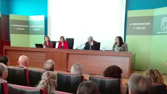 Sanidad se apoya en los ayuntamientos para aumentar la esperanza de vida de los murcianos