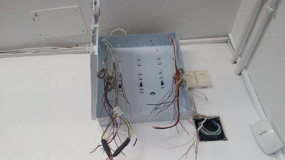 Roban y producen numerosos destrozos en el Instituto Ribera de Los Molinos de Mula
