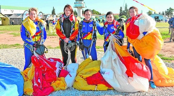Puertas abiertas en el Nacional de salto militar