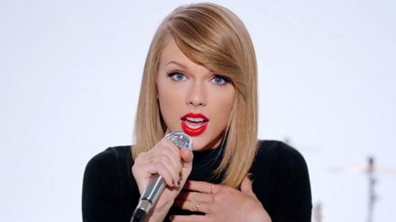 Taylor Swift bate un nuevo récord con 'Shake it Off'