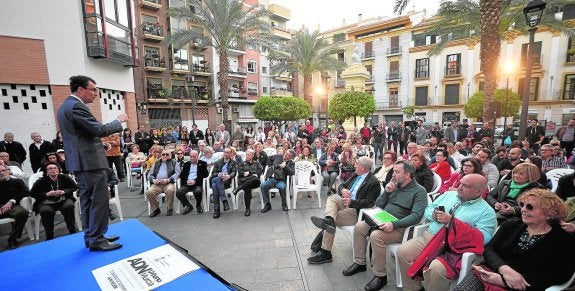 Mil microproyectos renovarán el barrio de Santa Eulalia en una semana