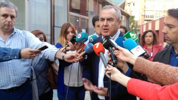 Tovar avisa de que «el presidente puede dimitir en cualquier momento» e insta a C's a que se posicione