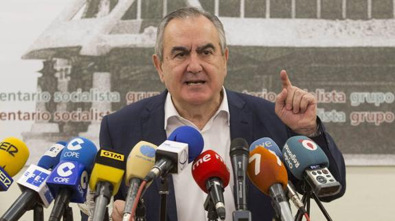 El PSOE insiste en formar Gobierno alternativo tras la dimisión de Sánchez