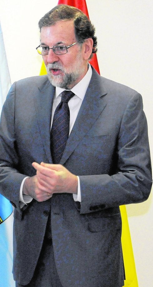 Rajoy se despide por teléfono