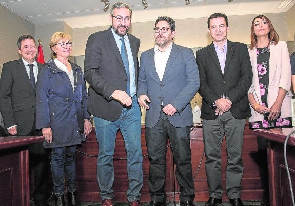 El PP ofrece a C's un pacto para dar dos años de estabilidad al futuro Ejecutivo