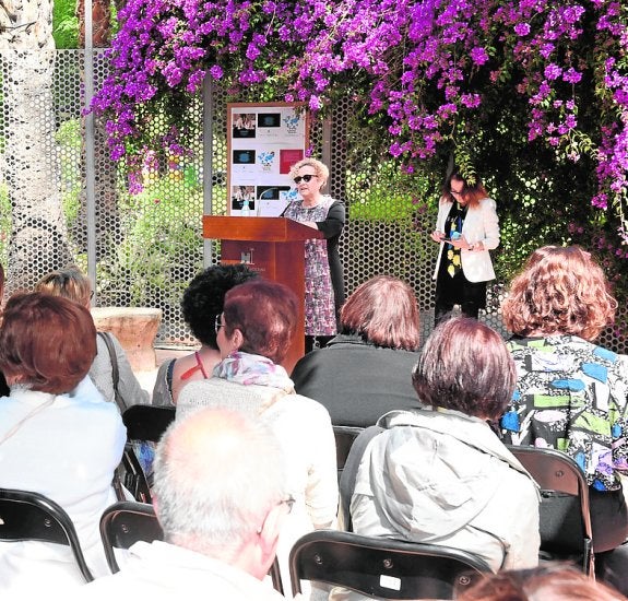Las 17 bibliotecas organizan actos para conmemorar el Día del Libro