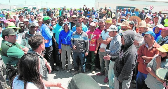 Masiva protesta por las condiciones laborales