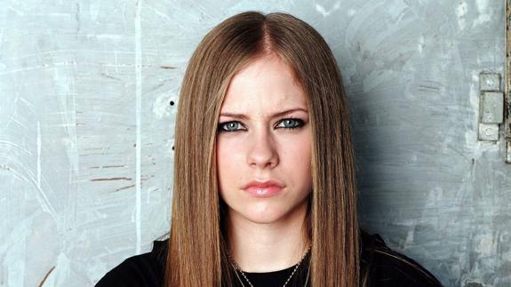 Ha Muerto Avril Lavigne La Teoria Conspirativa Vuelve A Reflotar